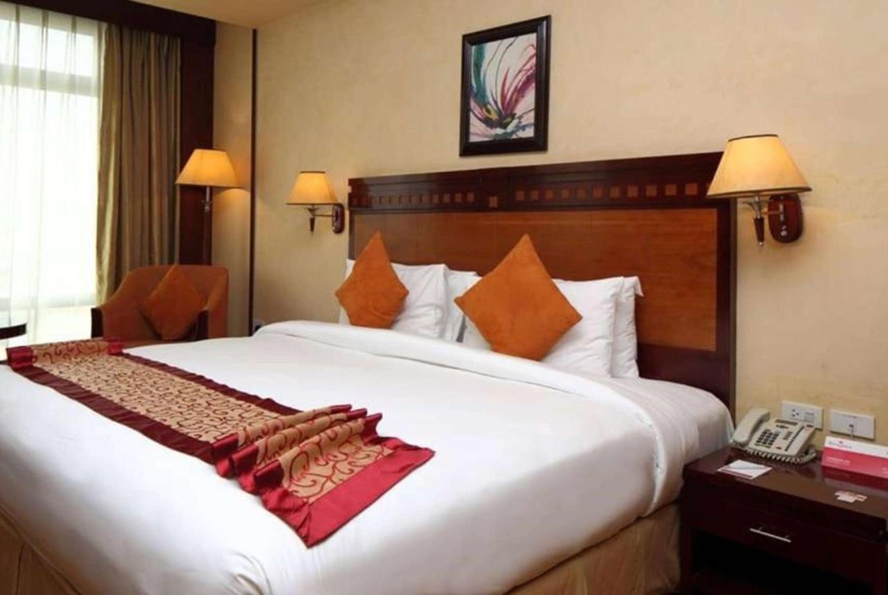 Ramada Riyadh Hotel Kültér fotó