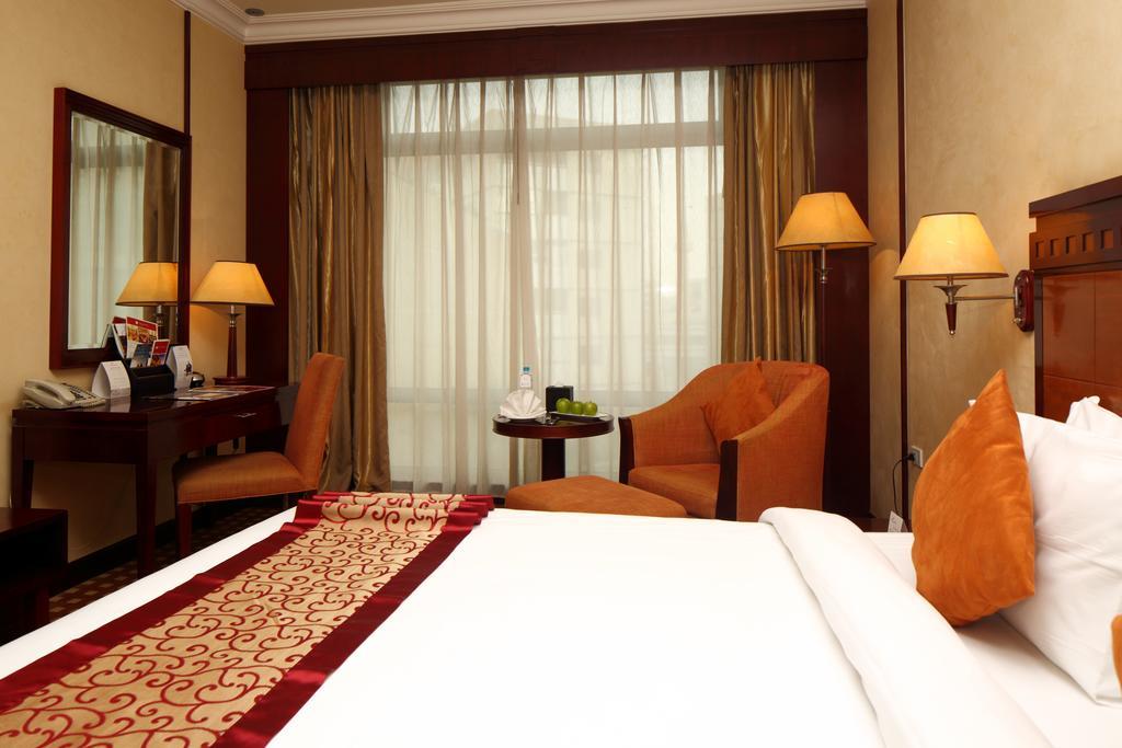Ramada Riyadh Hotel Kültér fotó