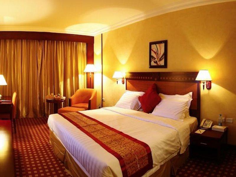 Ramada Riyadh Hotel Kültér fotó