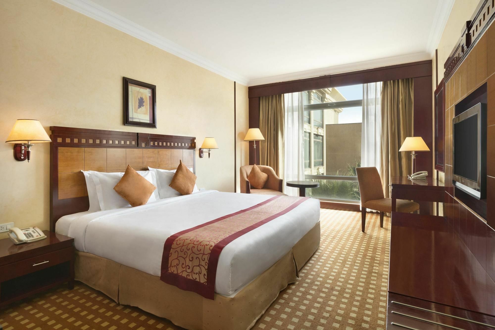Ramada Riyadh Hotel Kültér fotó